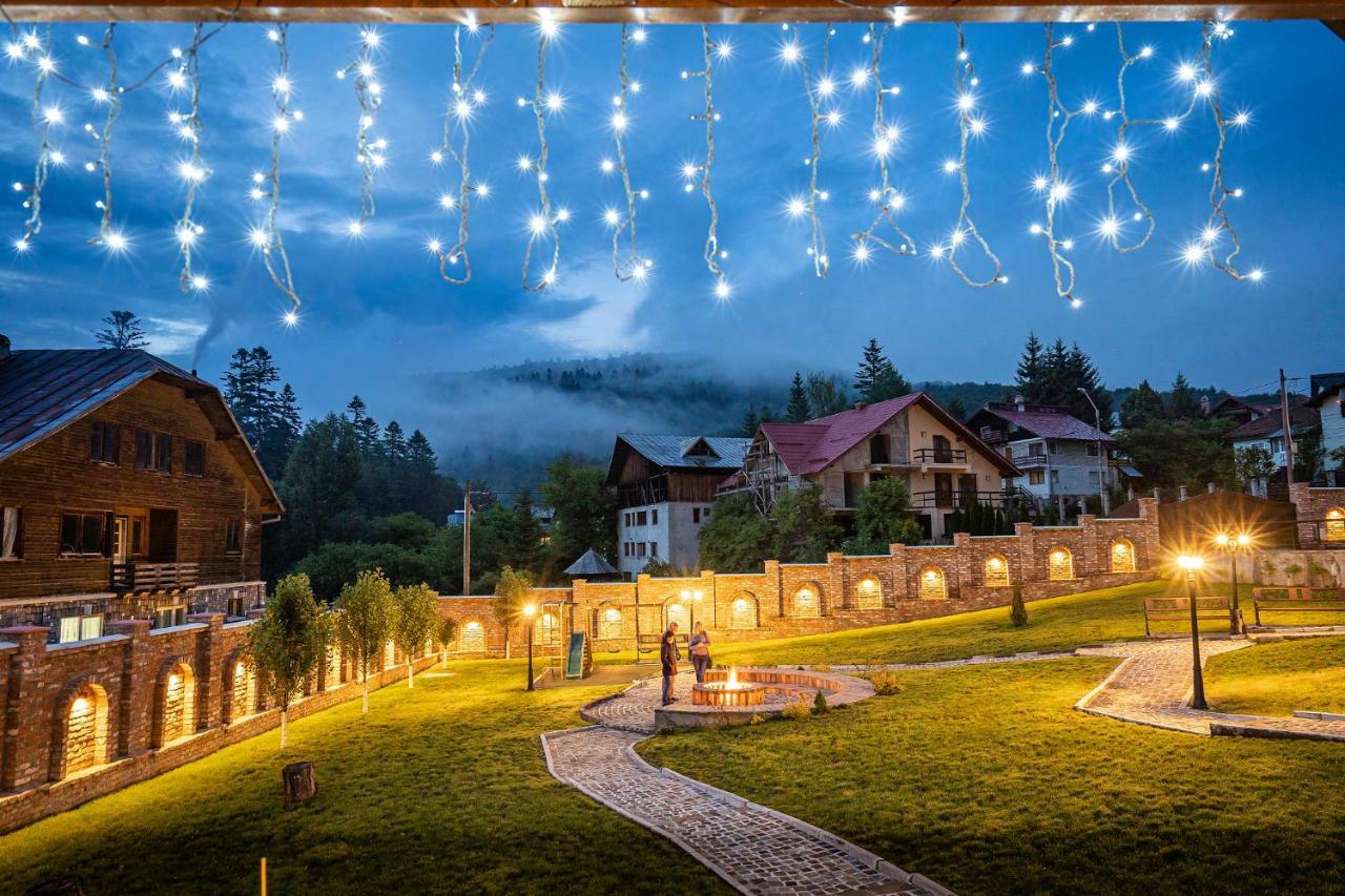 Vila Norbe Buşteni エクステリア 写真