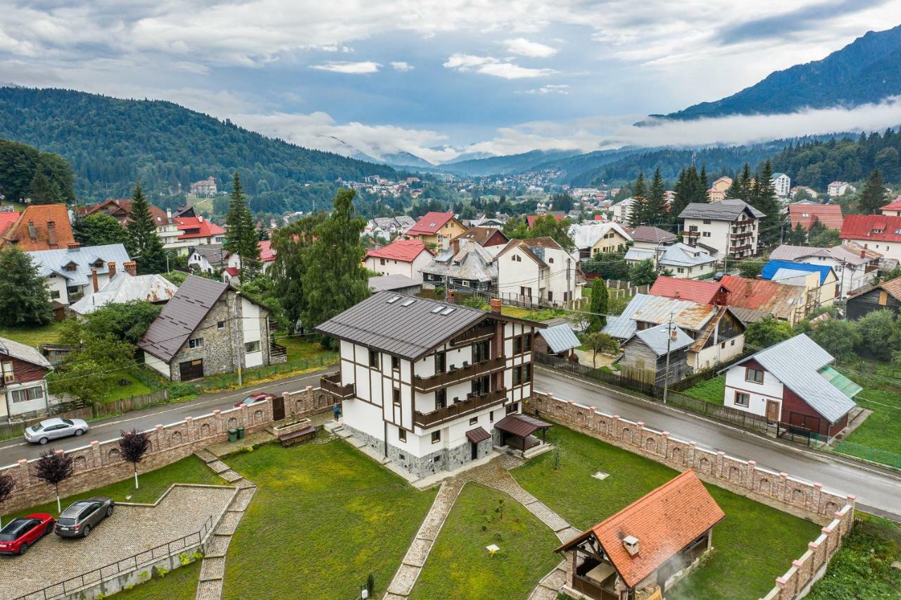 Vila Norbe Buşteni エクステリア 写真